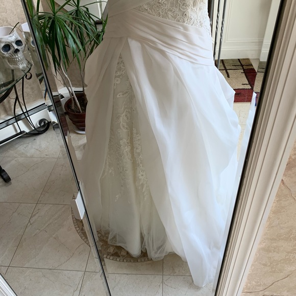 Kleinfeld wedding dress - Picture 3 of 6